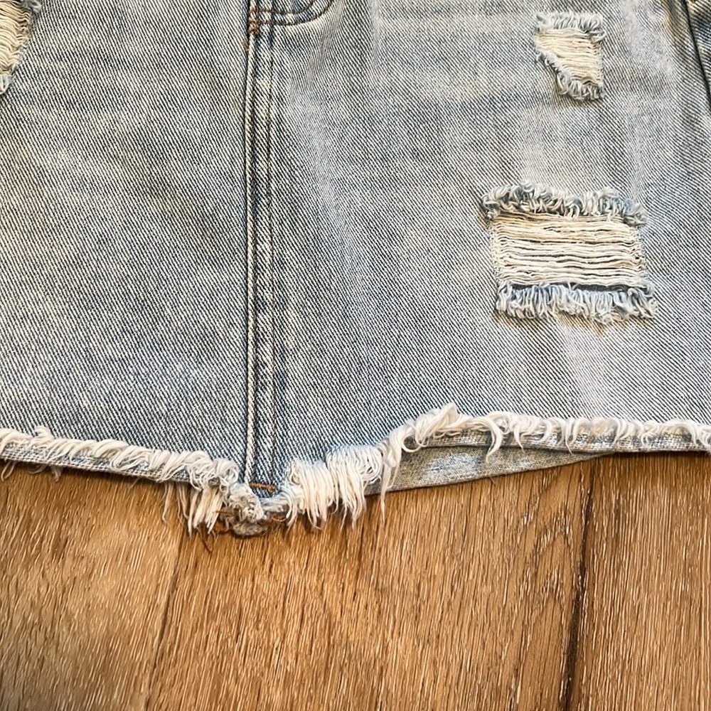 Pacsun distressed Jean skirt women’s size 23 - Picture 8 of 11